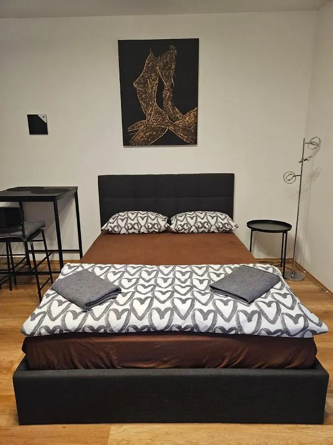 N&Z Apartman Close To The Downtown Apartman Budapest 0*,  Magyarország